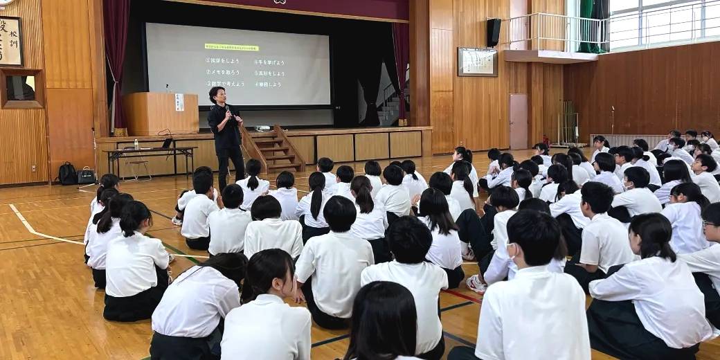 学校登壇"